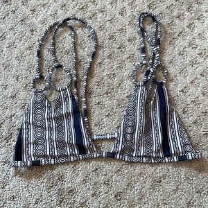 Polynesia bikini top